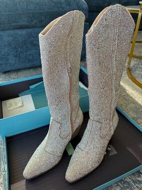 Silver Jewel Boots - Django & Juliette